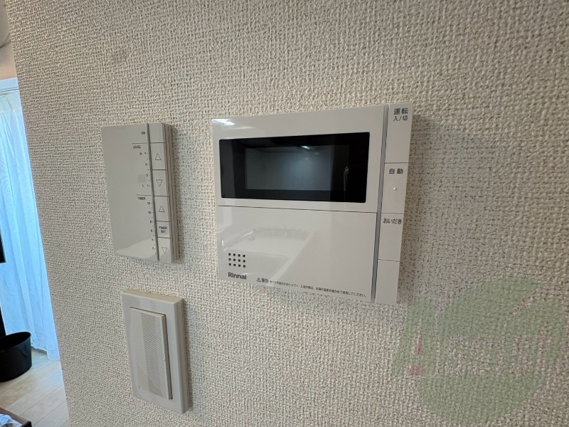 追い炊き機能付きでいつでも温かいお風呂に入れます! 追い炊き機能付きでいつでも温かいお風呂に入れます!