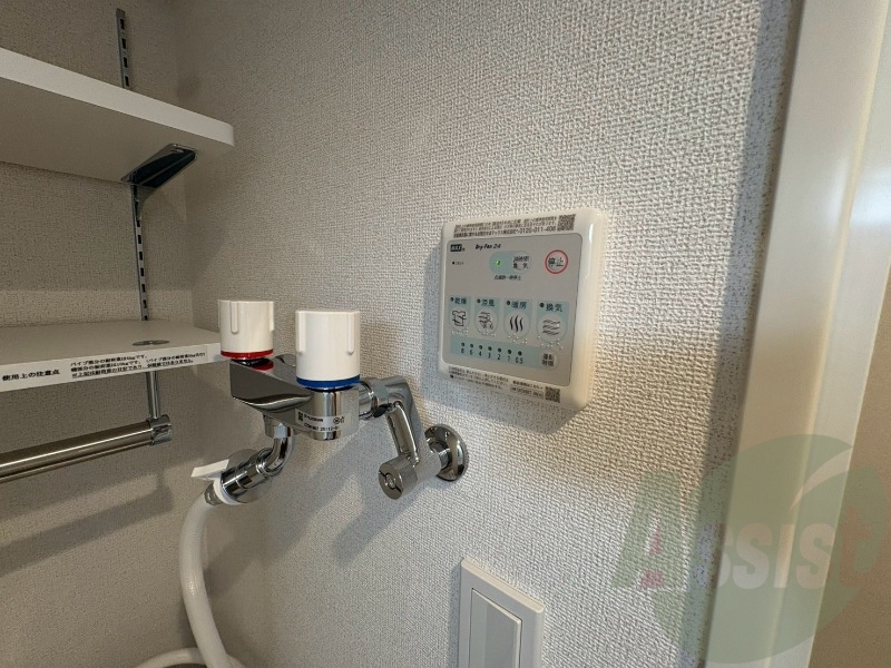 浴室乾燥機付きのお風呂です!快適に使えそうですね。 浴室乾燥機付きのお風呂です!快適に使えそうですね。