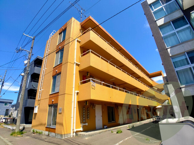グランツール北２６条の外観