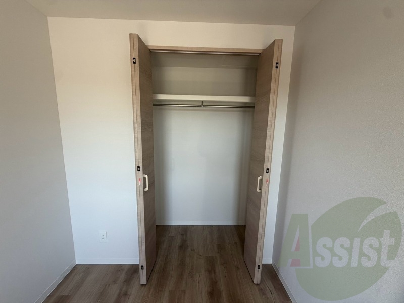 収納もバッチリあるのでお部屋が片付きますよ! 収納もバッチリあるのでお部屋が片付きますよ!