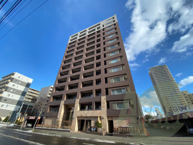 ライオンズマンション知事公館前の外観