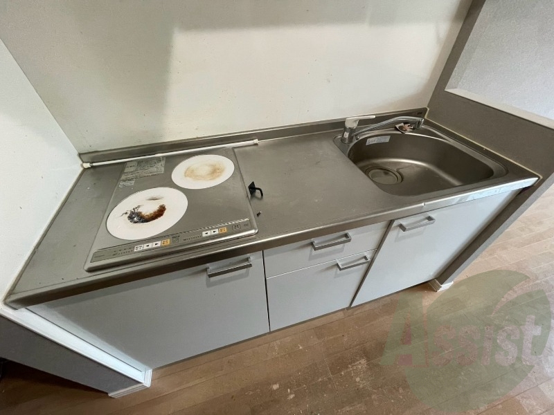 調理スペースも広々しておりお料理しやすそうです! 調理スペースも広々しておりお料理しやすそうです!