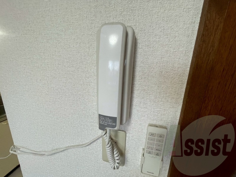 インターホンです。来客者を確認できるので安心! インターホンです。来客者を確認できるので安心!