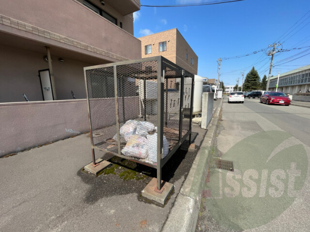 ゴミ置き場その他 ゴミ置き場その他