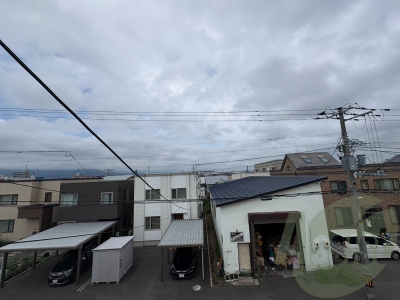 眺望になります。風通しは問題なさそうですね。 眺望になります。風通しは問題なさそうですね。