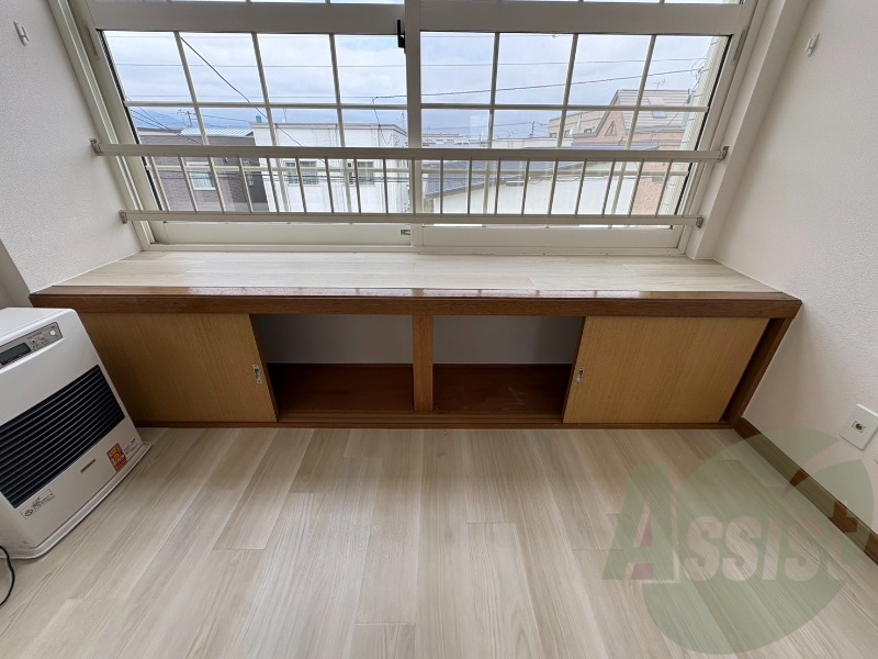 収納もバッチリあるのでお部屋が片付きますよ! 収納もバッチリあるのでお部屋が片付きますよ!