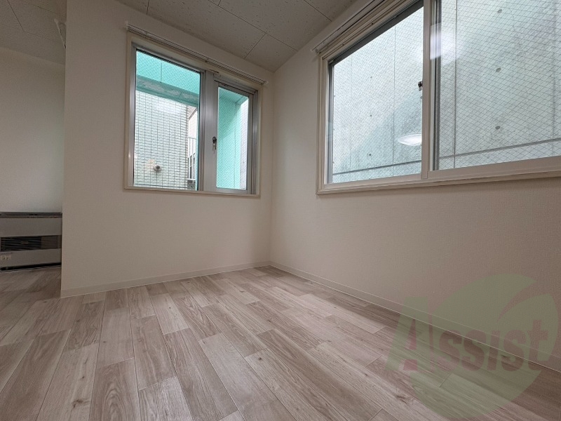 明るいお部屋は気持ちよく過ごせそうですね。 明るいお部屋は気持ちよく過ごせそうですね。