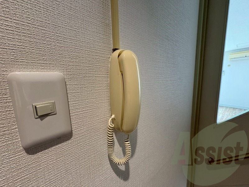 来客時にはこちらのチャイムが鳴りますよ。 来客時にはこちらのチャイムが鳴りますよ。