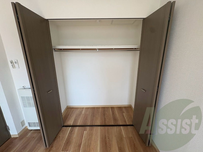 収納もバッチリあるのでお部屋が片付きますよ! 収納もバッチリあるのでお部屋が片付きますよ!