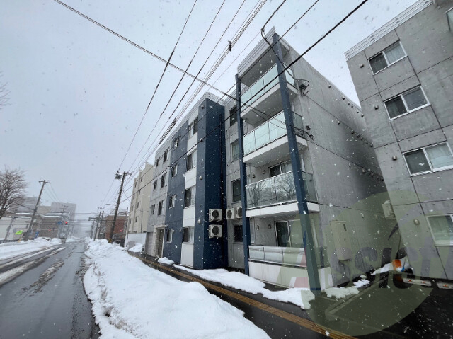 DynamisN12の外観