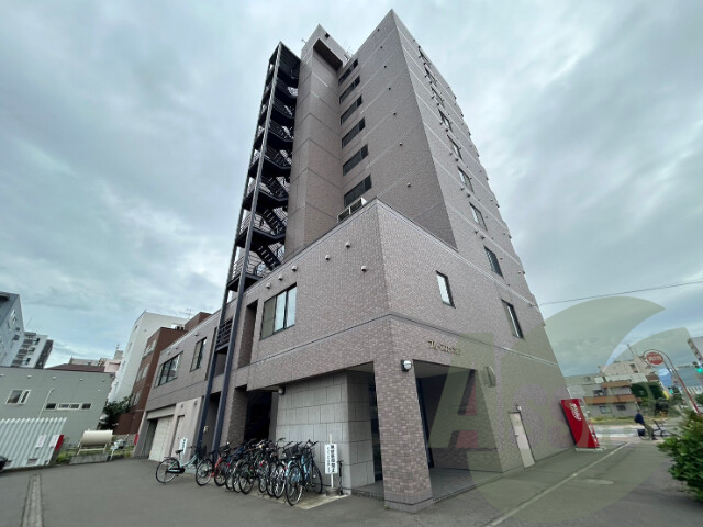 ブルースカイ北20の外観