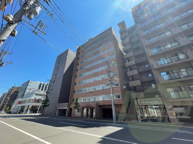 ING北大前の外観