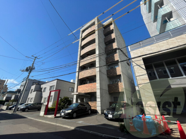 シルキーハイツ裏参道の外観