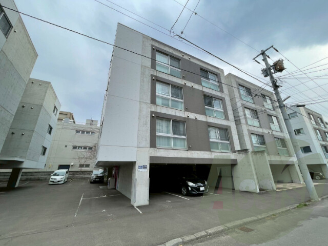 プレゼンスN9　C棟の外観