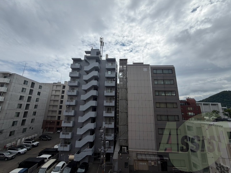 眺望です。高い建物がなくて見晴らしがよいですね! 眺望です。高い建物がなくて見晴らしがよいですね!