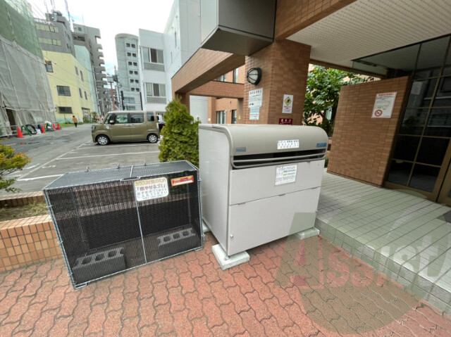 ゴミ置き場その他 ゴミ置き場その他
