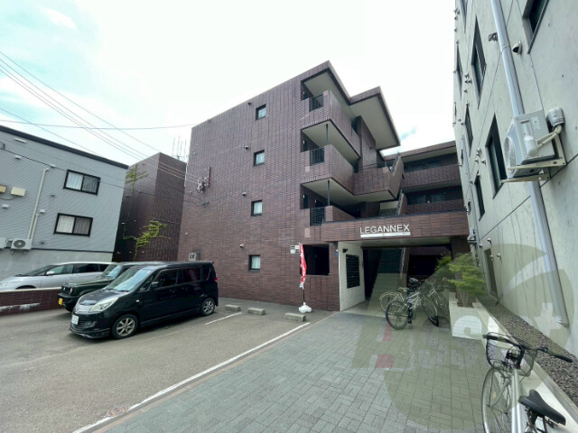 リーガネックスN11の外観