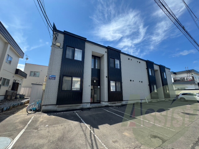 レオーネ新琴似の外観