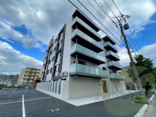 ビッグレジデンス円山宮ケ丘の外観