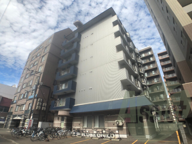 サザンアルファ北大の外観