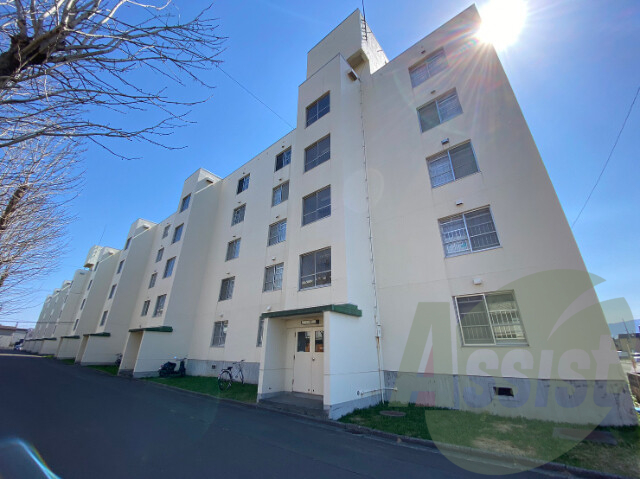 ビレッジハウス新川2号棟の外観