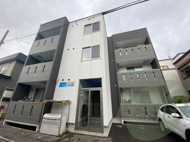 シエル本町の外観