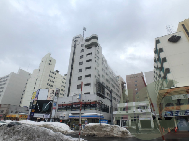 サンブリッヂビル・マンションラ・パレットの外観