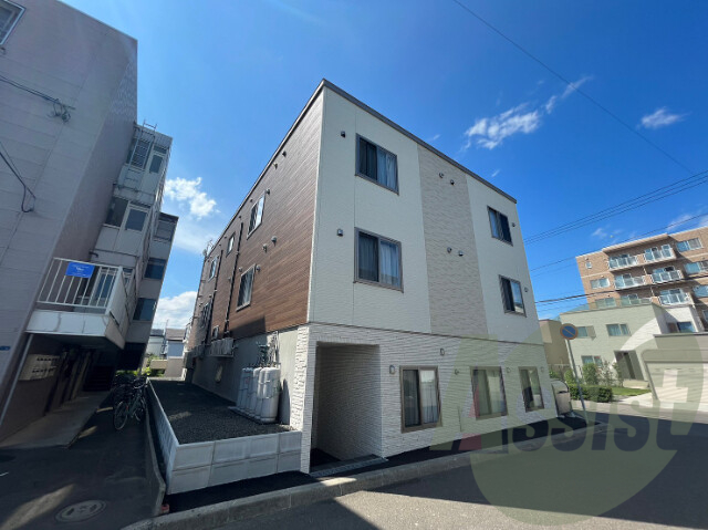 フィオーレ元町の外観