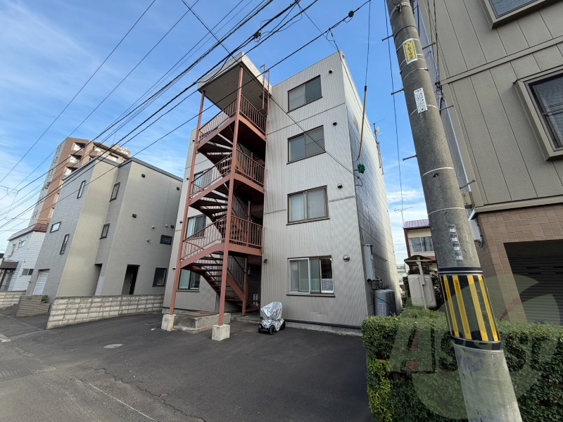 シエンツイム北光の外観
