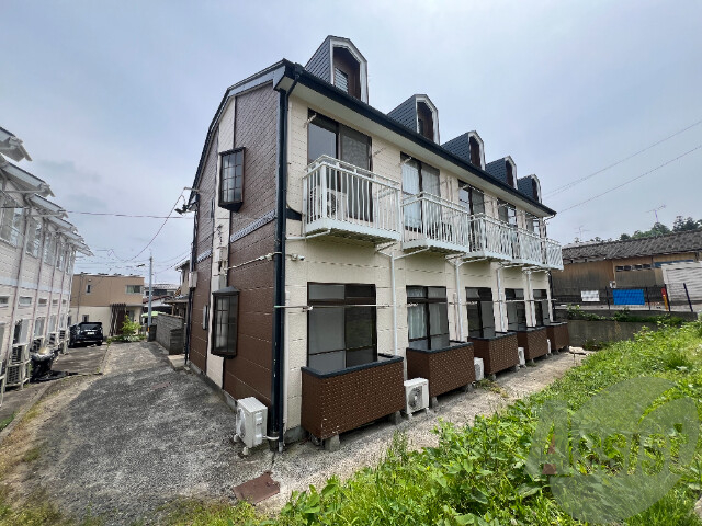 仙台市青葉区国見５丁目の賃貸アパートの外観