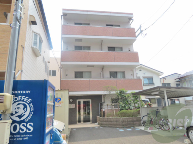 エテルノ河原町の外観