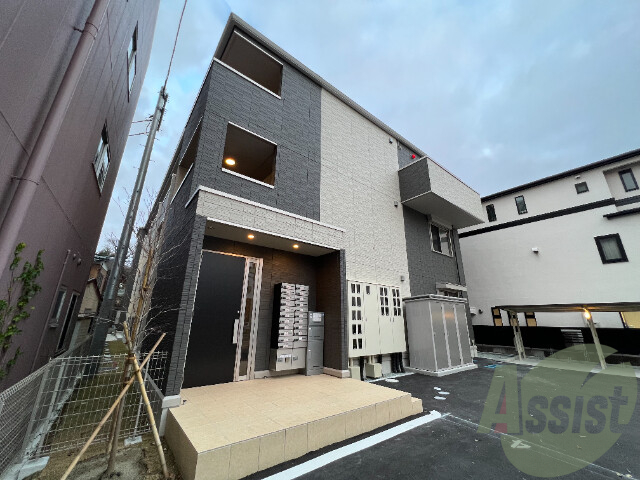 キャトルセゾン愛宕橋の外観