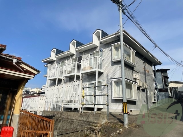 仙台市太白区八木山弥生町の賃貸アパートの外観