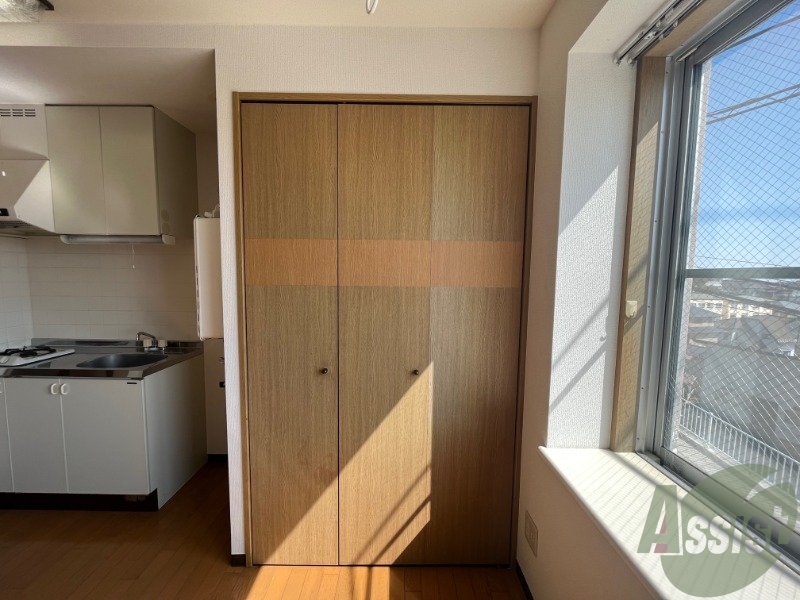 収納スペースはこんな感じで大きさは十分ありますね。 収納スペースはこんな感じで大きさは十分ありますね。