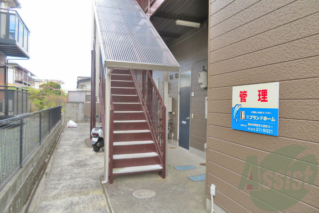 前面道路、建物周り等 前面道路、建物周り等