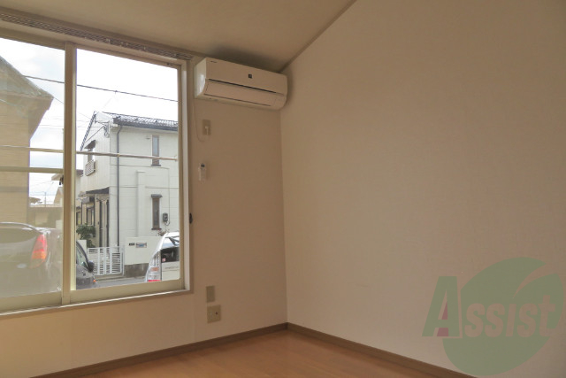 清潔感のあるお部屋でゆったり休めますね。 清潔感のあるお部屋でゆったり休めますね。