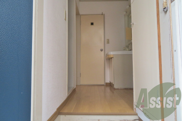 玄関から見た景色はこちらです。いかがでしょうか。 玄関から見た景色はこちらです。いかがでしょうか。