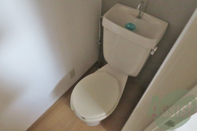 トイレはシンプルかつオーソドックスで使いやすいです。 トイレはシンプルかつオーソドックスで使いやすいです。