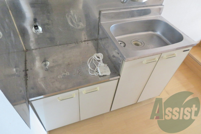 キッチンを引いて撮ってみました。イメージは出来ますか。 キッチンを引いて撮ってみました。イメージは出来ますか。