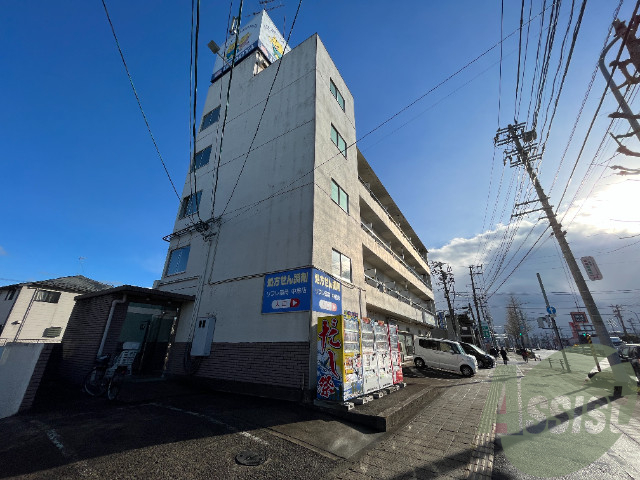 オイゼンビル