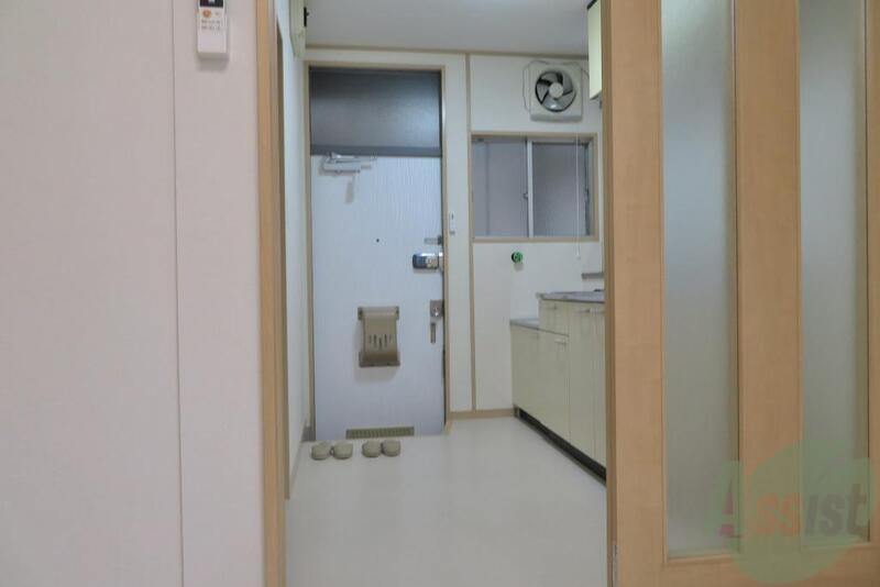 お部屋から玄関をパシャリ。大体イメージは出来たでしょう。 お部屋から玄関をパシャリ。大体イメージは出来たでしょう。