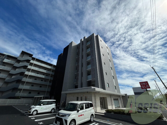 仙台市若林区伊在２丁目の賃貸マンションの外観