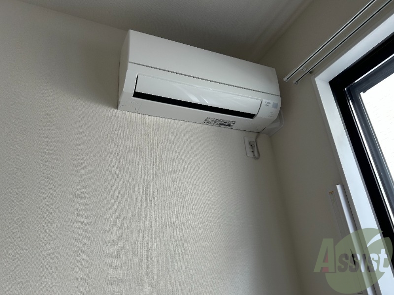 エアコンはすでに設置済みです。入居後すぐにお使いいただけます エアコンはすでに設置済みです。入居後すぐにお使いいただけます