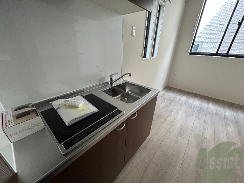 キッチンも別の角度から撮影してみました。参考にどうぞ。 キッチンも別の角度から撮影してみました。参考にどうぞ。