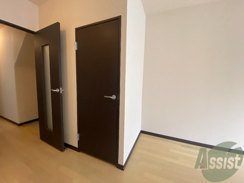 収納はコチラになります。中はどんな感じなんでしょうか。 収納はコチラになります。中はどんな感じなんでしょうか。