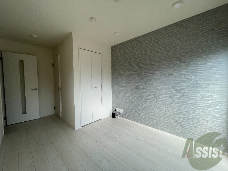 5.9帖の洋室を別の角度から撮影してみました。 5.9帖の洋室を別の角度から撮影してみました。