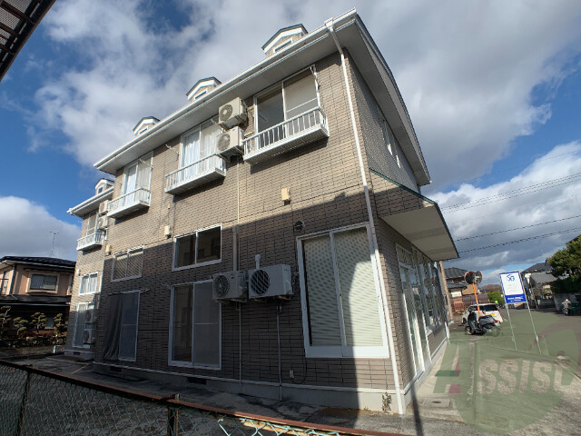 仙台市泉区南光台東１丁目の賃貸アパートの外観