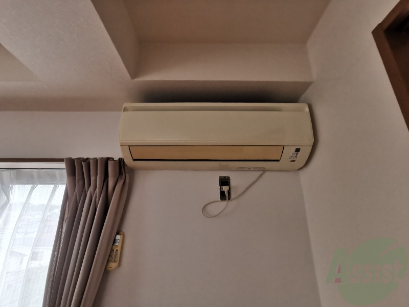 リビングにエアコン設置してあります、暑い日も寒い日も快適です リビングにエアコン設置してあります、暑い日も寒い日も快適です