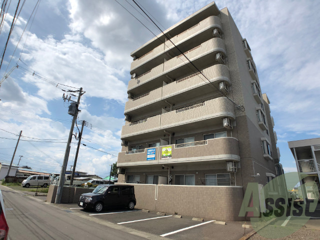 仙台市宮城野区白鳥２丁目の賃貸マンションの外観