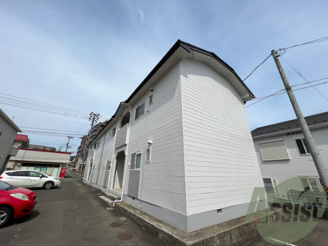 仙台市青葉区八幡３丁目の賃貸アパートの外観